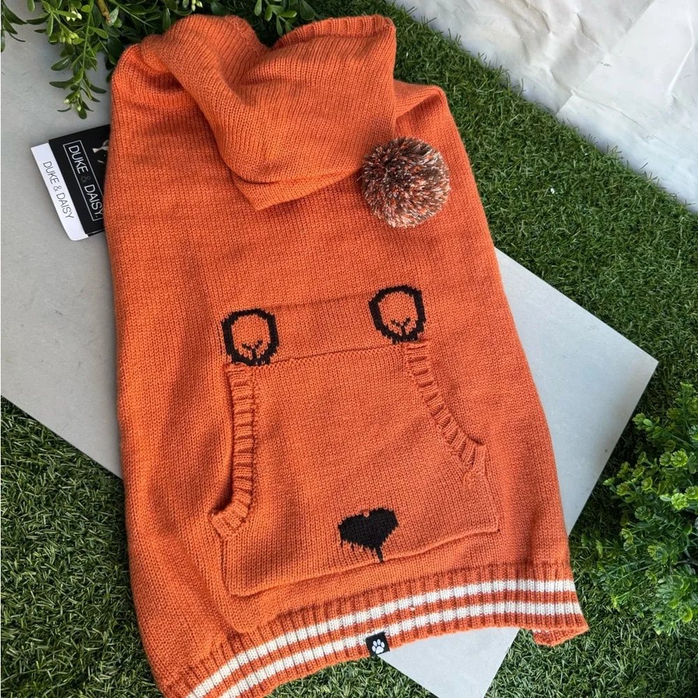 Duke & Daisy Sweater size Large new with tags pet clothes, orange rust hoodie M